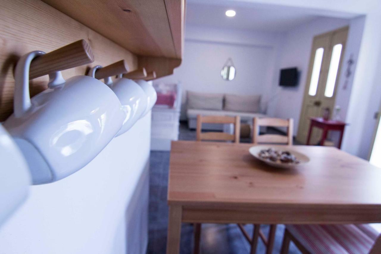 Aegli Apartments Simi Dış mekan fotoğraf