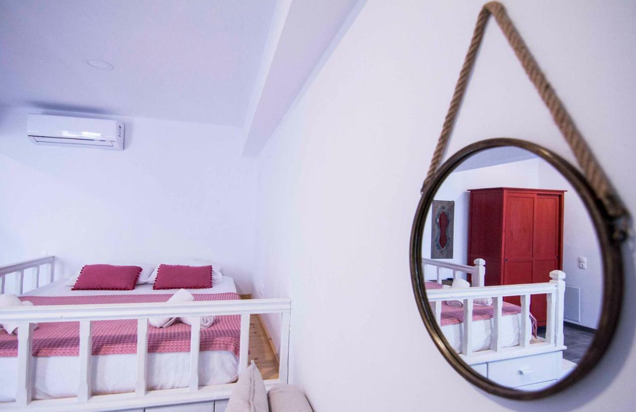Aegli Apartments Simi Dış mekan fotoğraf