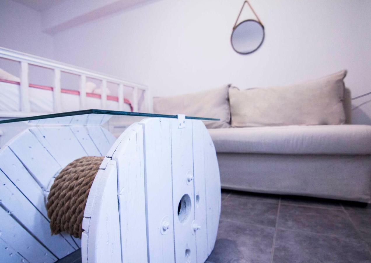 Aegli Apartments Simi Dış mekan fotoğraf